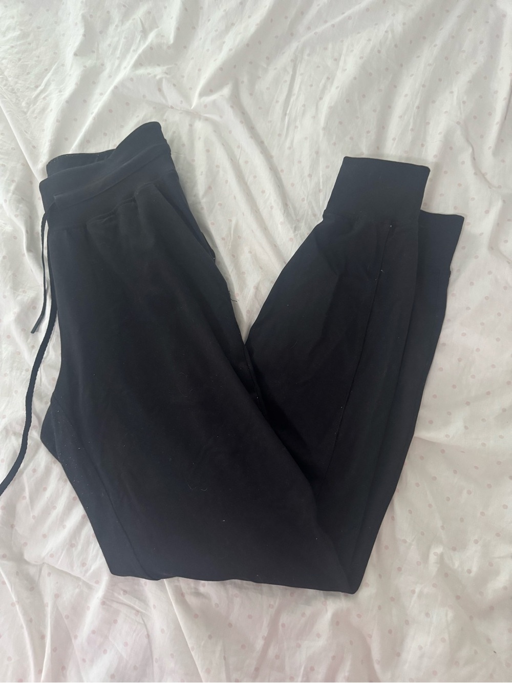 Black lululemon joggers